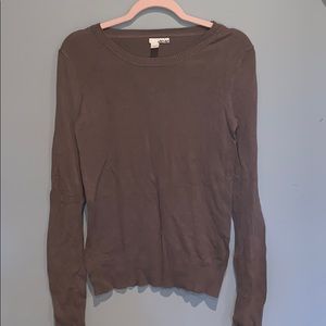 Brown Long Sleeve Light Sweater